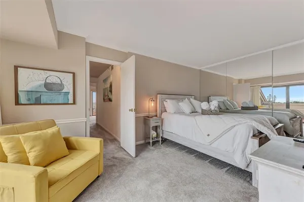 $4,700 | 4900 Ocean Boulevard, Unit 501, Sarasota, FL 34242