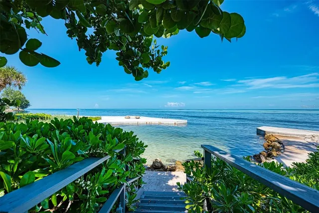 $4,700 | 4900 Ocean Boulevard, Unit 501, Sarasota, FL 34242