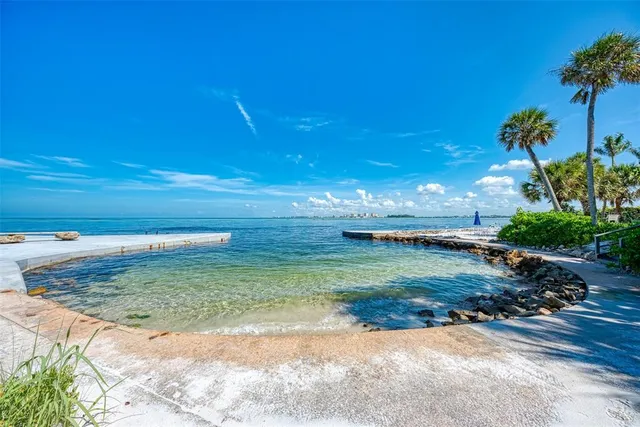 $4,700 | 4900 Ocean Boulevard, Unit 501, Sarasota, FL 34242