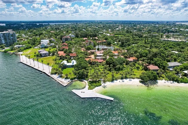 $4,700 | 4900 Ocean Boulevard, Unit 501, Sarasota, FL 34242