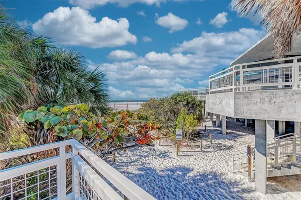 $4,700 | 4900 Ocean Boulevard, Unit 501, Sarasota, FL 34242