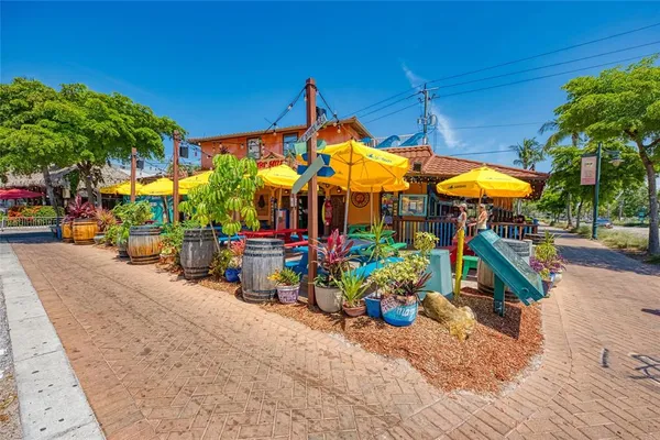 $4,700 | 4900 Ocean Boulevard, Unit 501, Sarasota, FL 34242