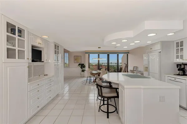 $4,700 | 4900 Ocean Boulevard, Unit 501, Sarasota, FL 34242