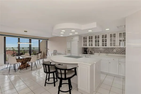 $4,700 | 4900 Ocean Boulevard, Unit 501, Sarasota, FL 34242