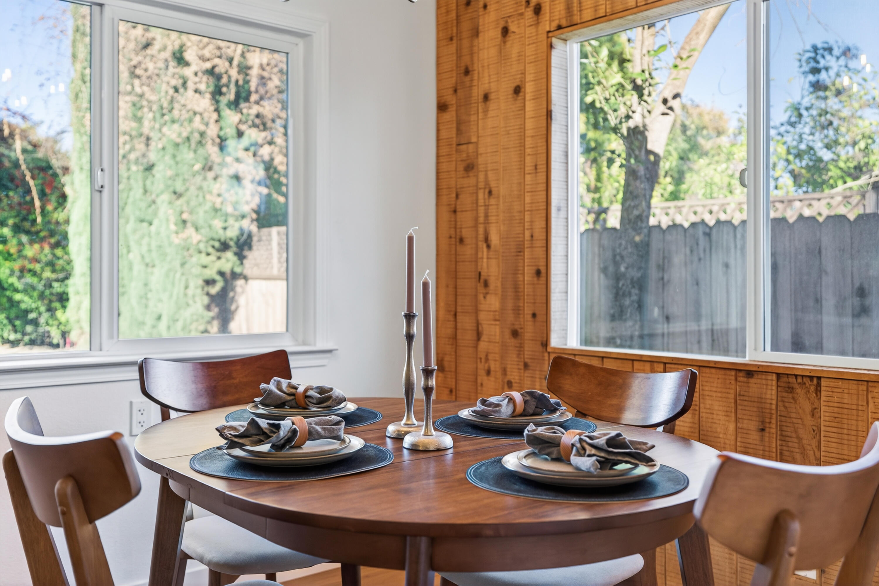 1198 Denton Way Redding, CA 96002 - Photo 22 of 51 1198-denton-09331