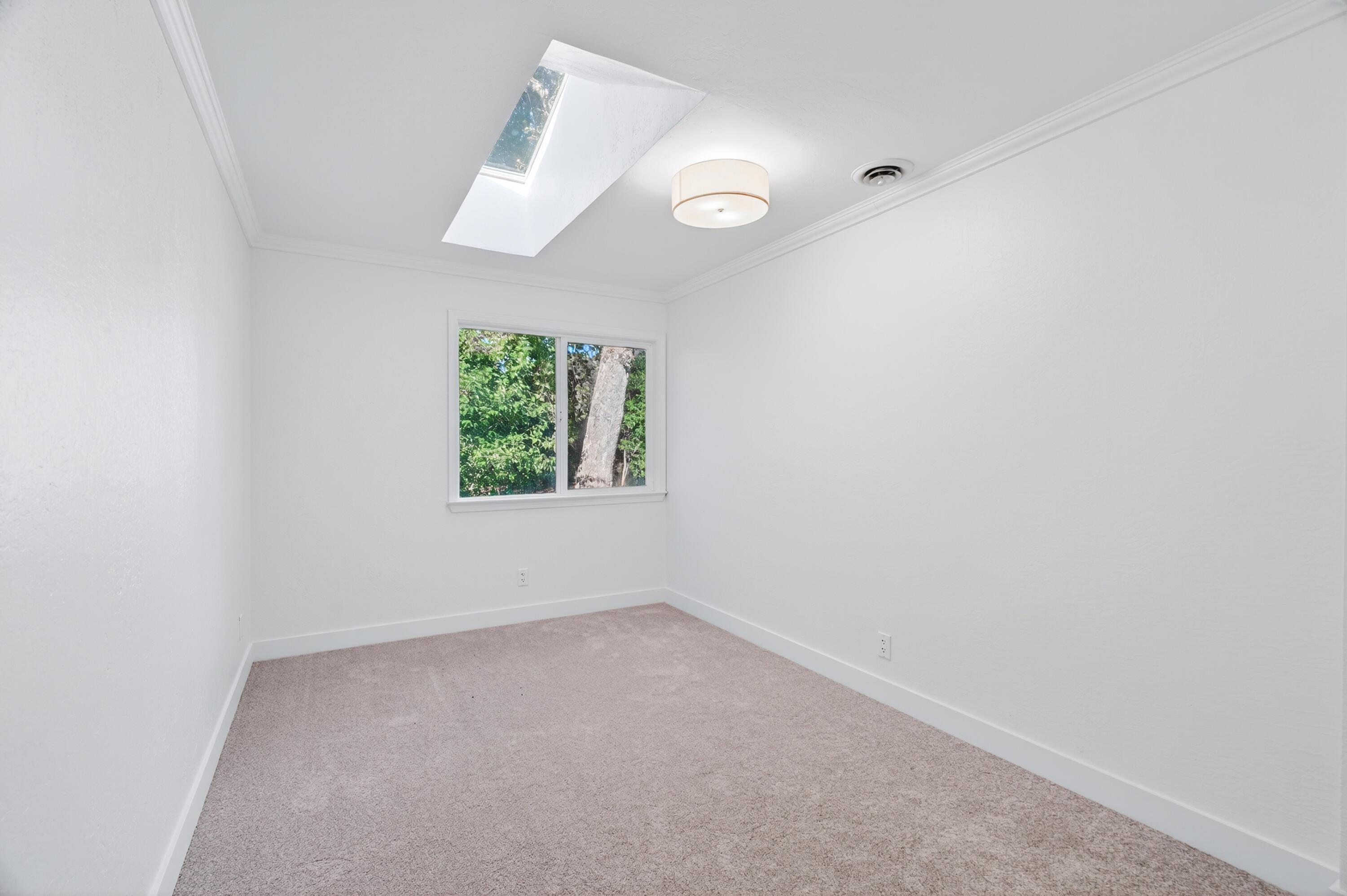 1198 Denton Way Redding, CA 96002 - Photo 39 of 51 1198-denton-09189