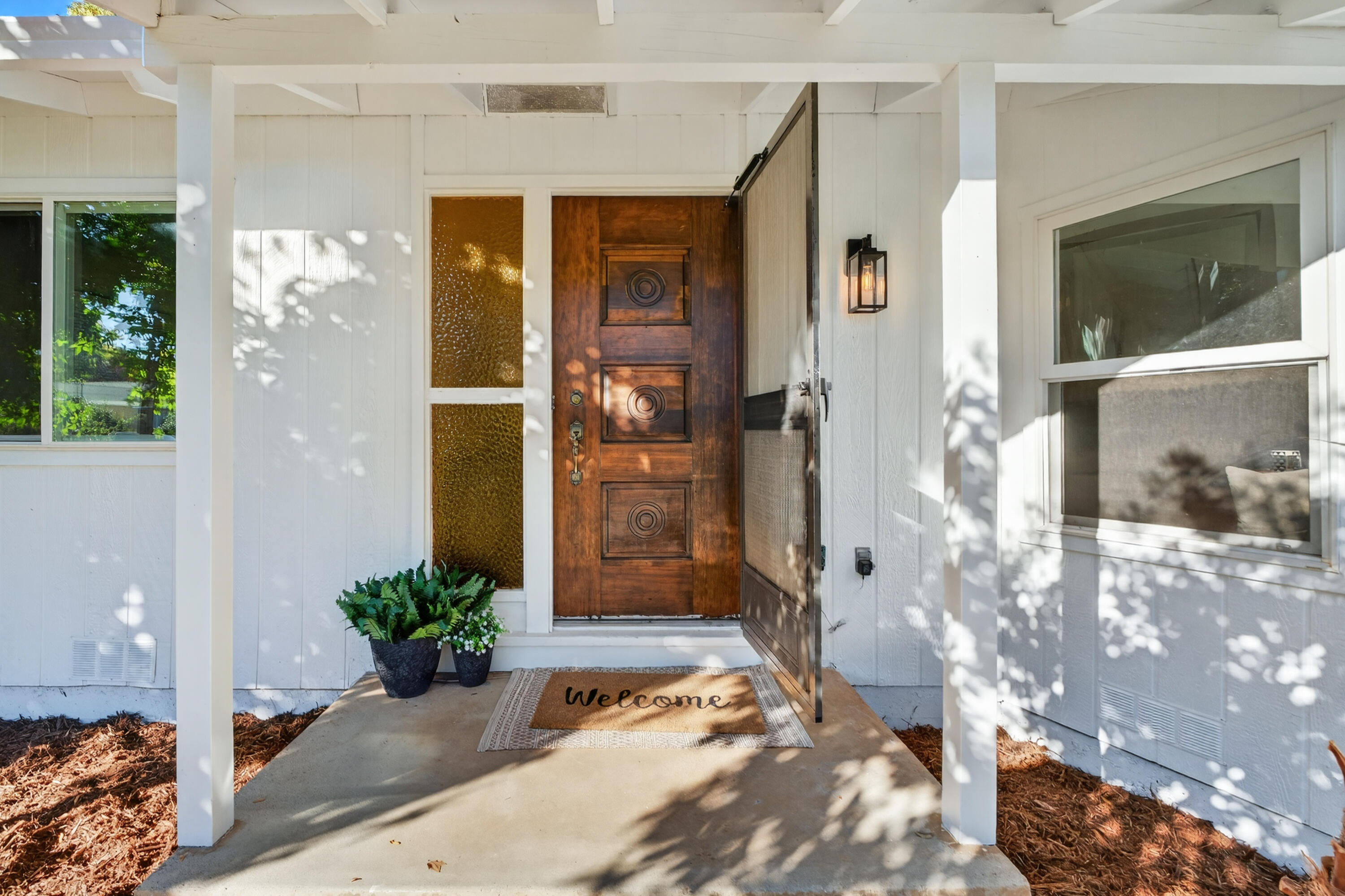 1198 Denton Way Redding, CA 96002 - Photo 4 of 51 1198-denton-09404