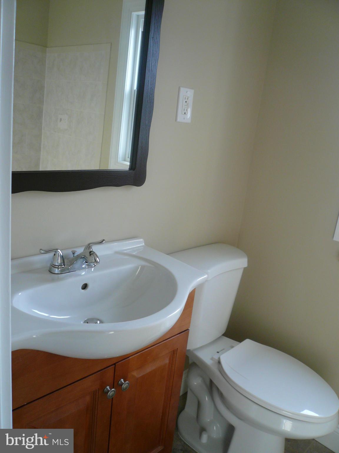 7469 Rabon Avenue Baltimore, MD 21222 - Photo 12 of 28 Bath