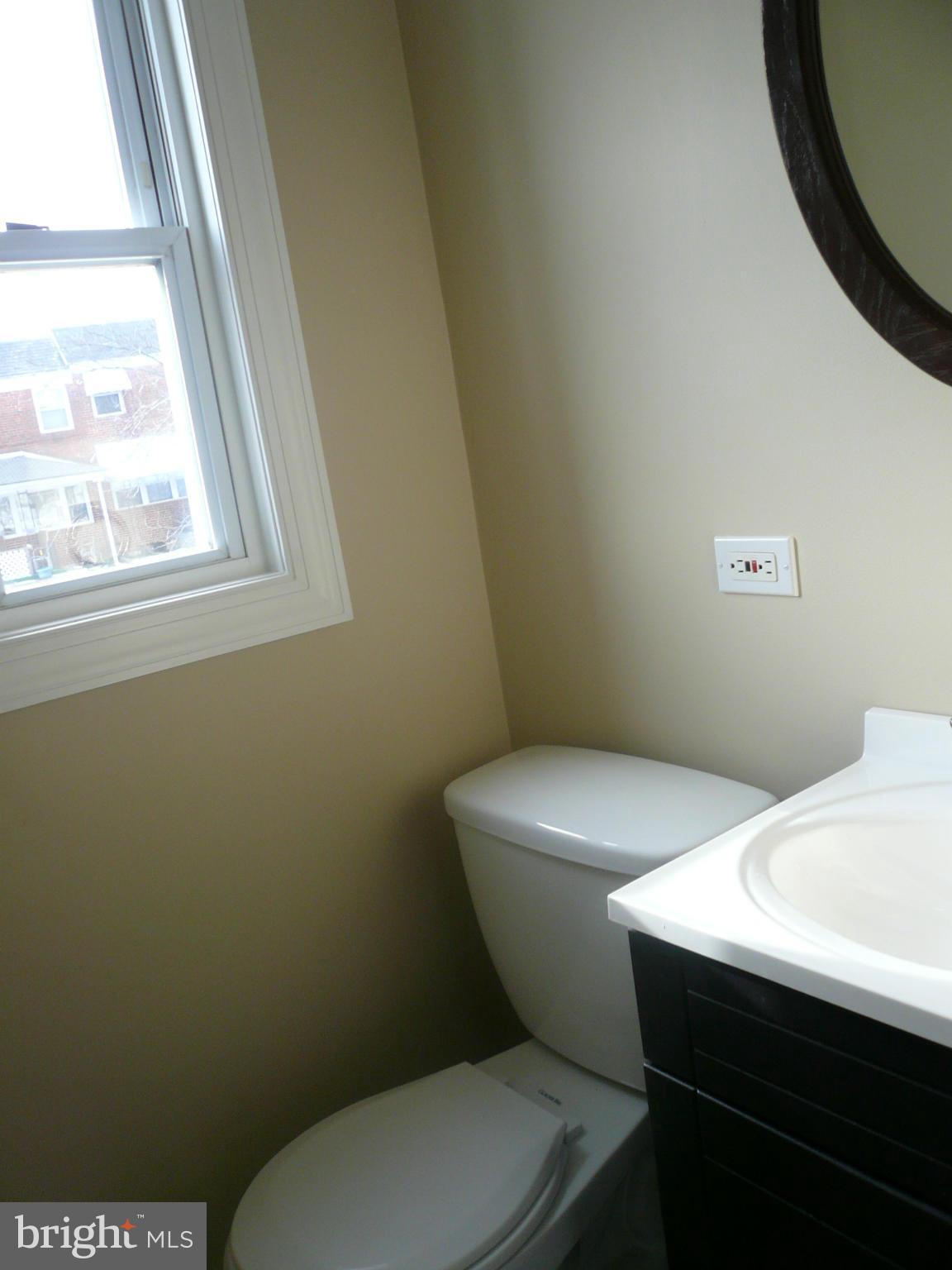 7469 Rabon Avenue Baltimore, MD 21222 - Photo 6 of 28 Bath