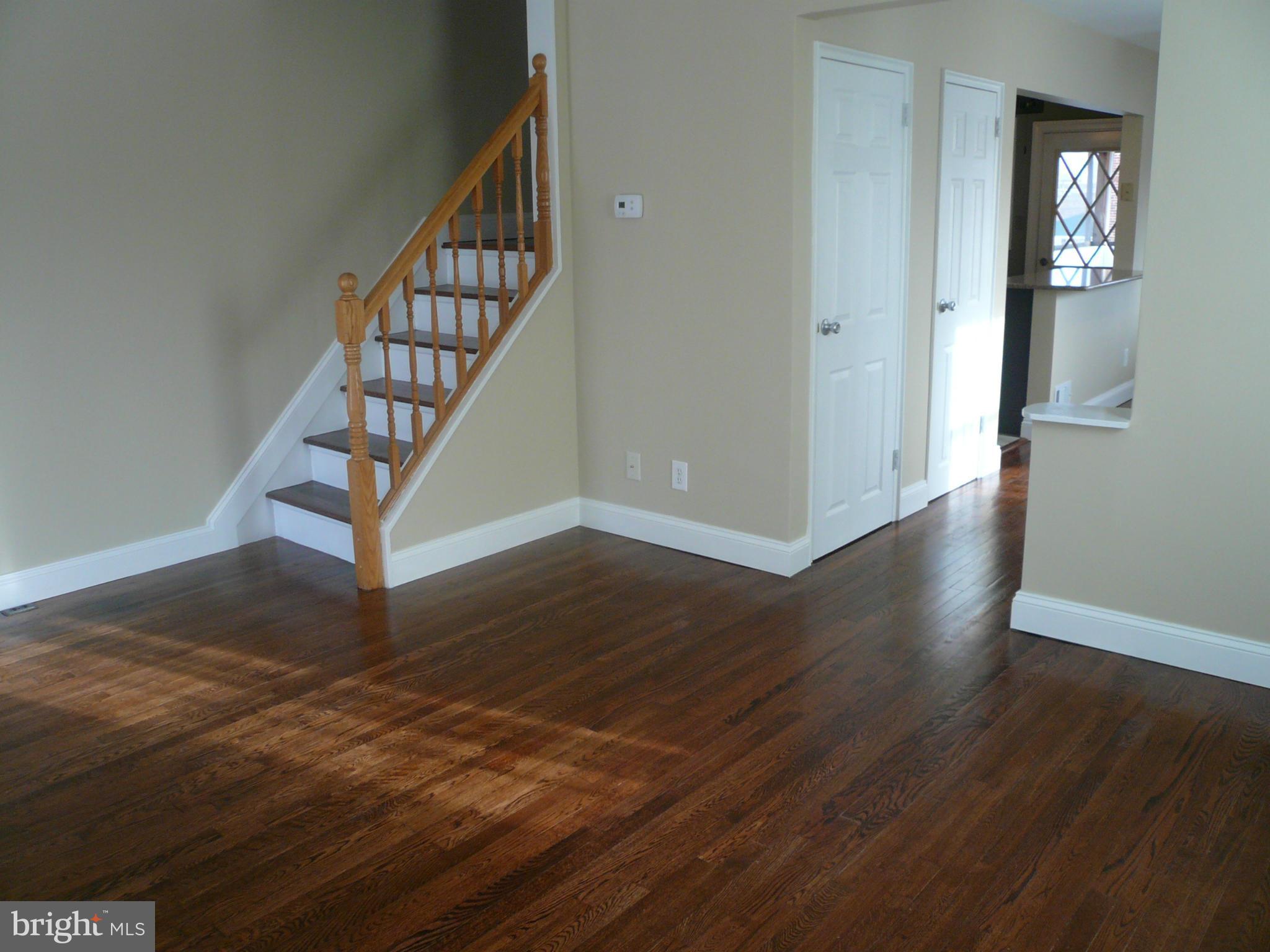 7469 Rabon Avenue Baltimore, MD 21222 - Photo 8 of 28 Living Room
