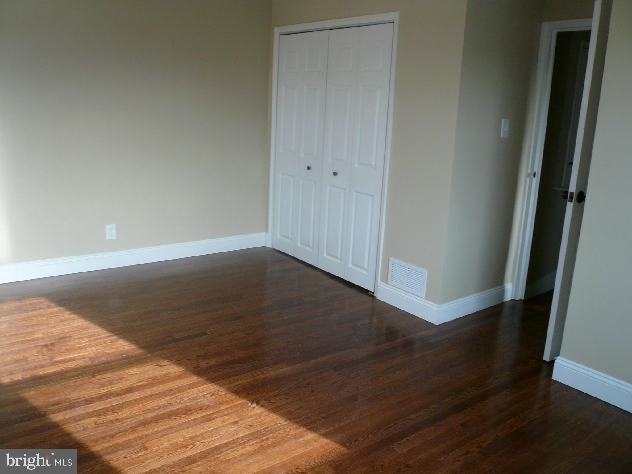 7469 Rabon Avenue Baltimore, MD 21222 - Photo 10 of 28 Bedroom (Master)