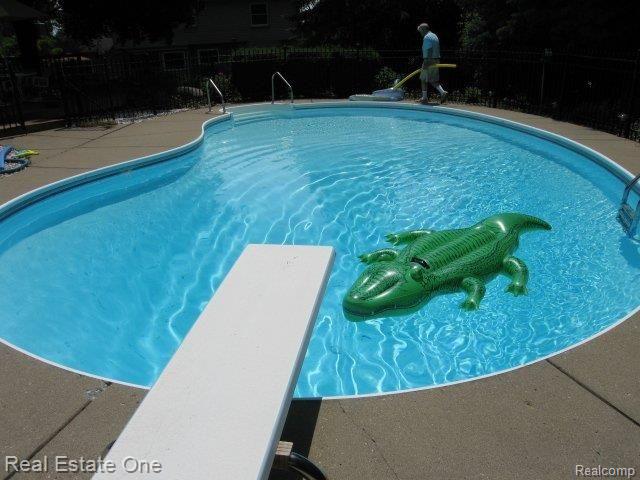 1057 Hackberry Circle Rochester, MI 48309 - Photo 3 of 17 Inground Pool.JPG
