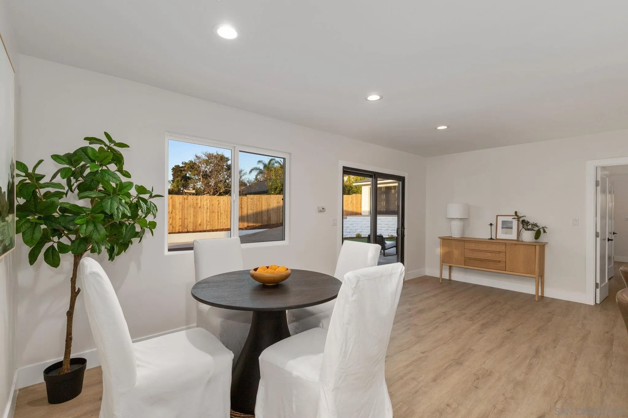1073 Golden Encinitas, CA 92024 - Photo 17 of 47 Gallery Image 17