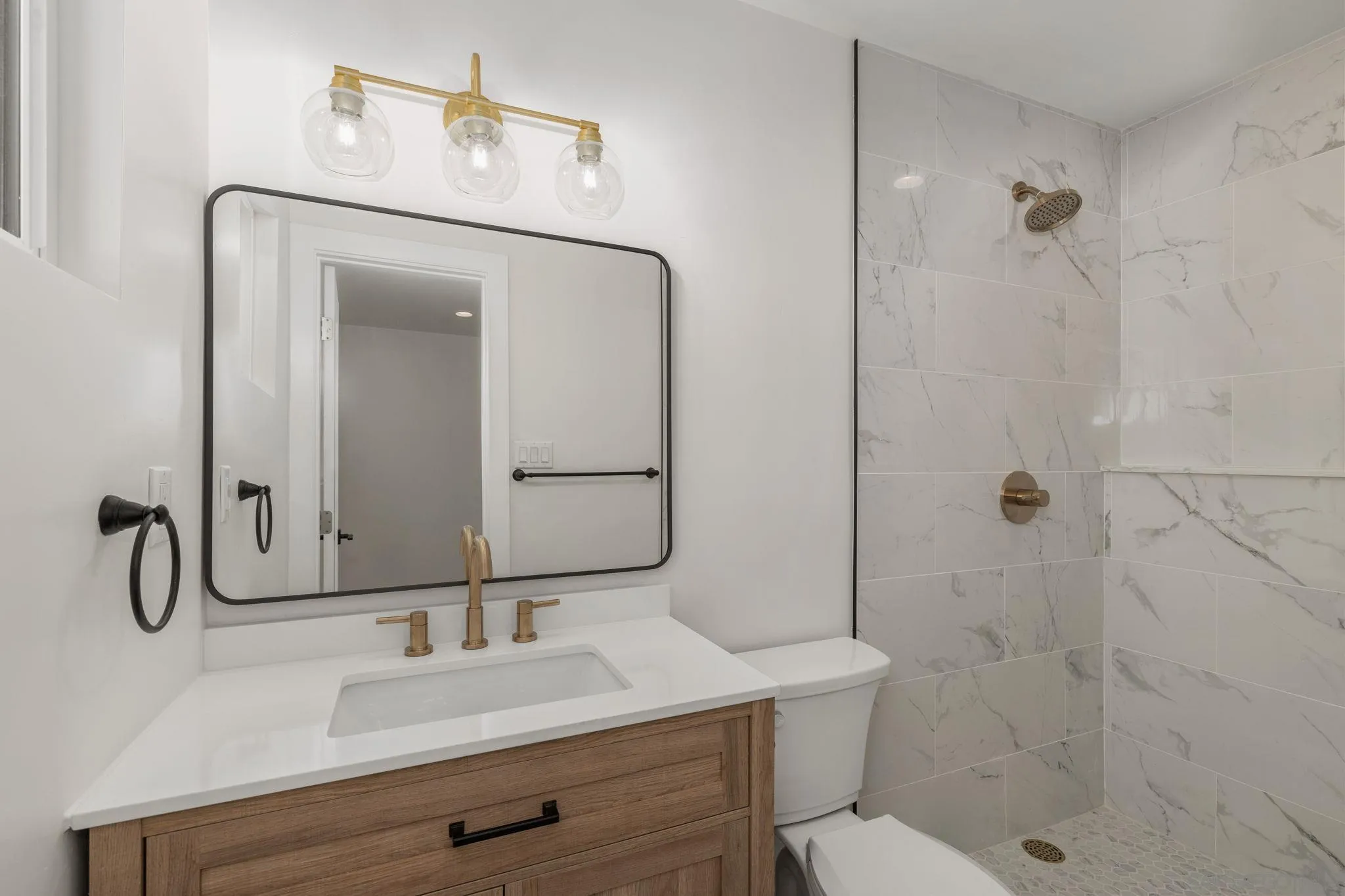 1073 Golden Encinitas, CA 92024 - Photo 28 of 47 Gallery Image 28