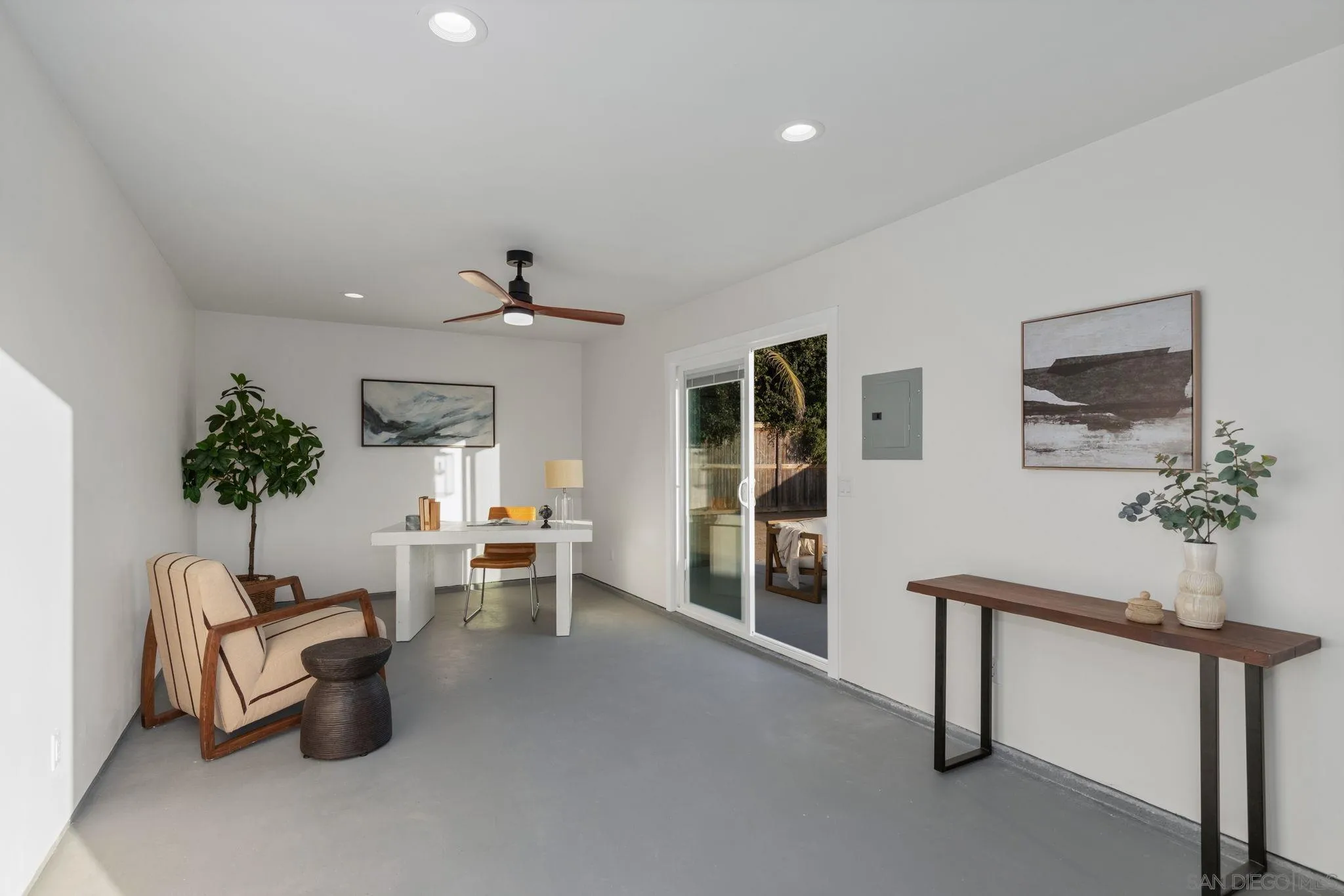 1073 Golden Encinitas, CA 92024 - Photo 38 of 47 Gallery Image 38