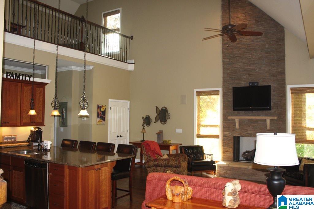 532 Roberts Circle Lincoln, AL 35096 - Photo 9 of 50
