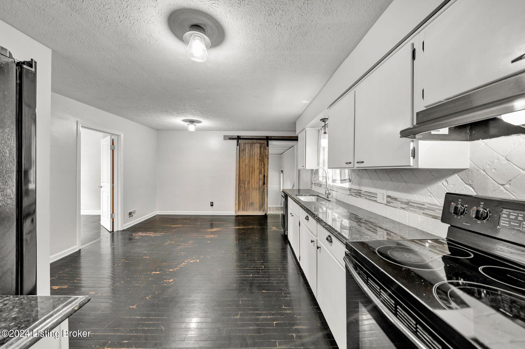 3423 Olive Road Louisville, KY 40219 - Photo 10 of 40 photo_online_008
