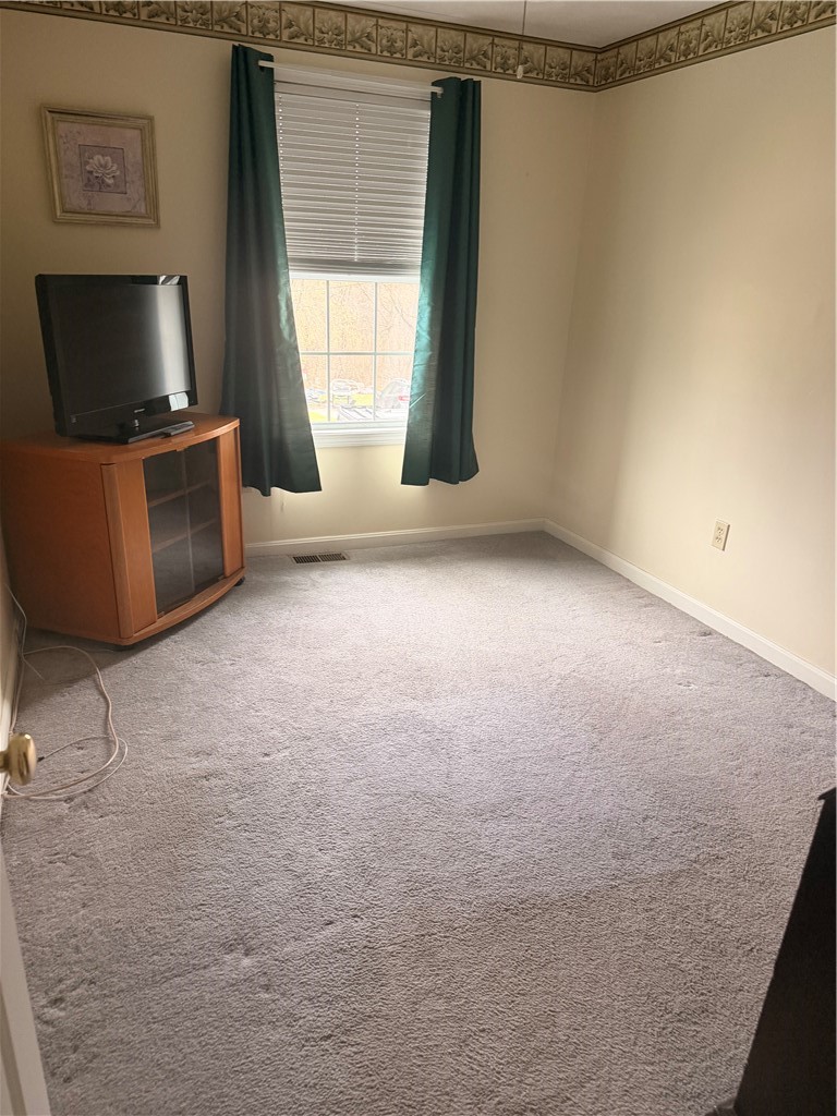 124 St Leon Avenue Woonsocket, RI 02895 - Photo 10 of 15