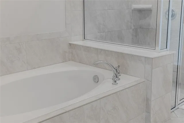 $980,000 | 2126 Lelani Circle, Davenport, FL 33897