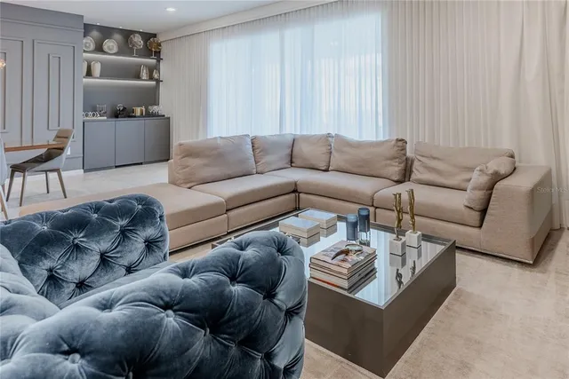 $980,000 | 2126 Lelani Circle, Davenport, FL 33897