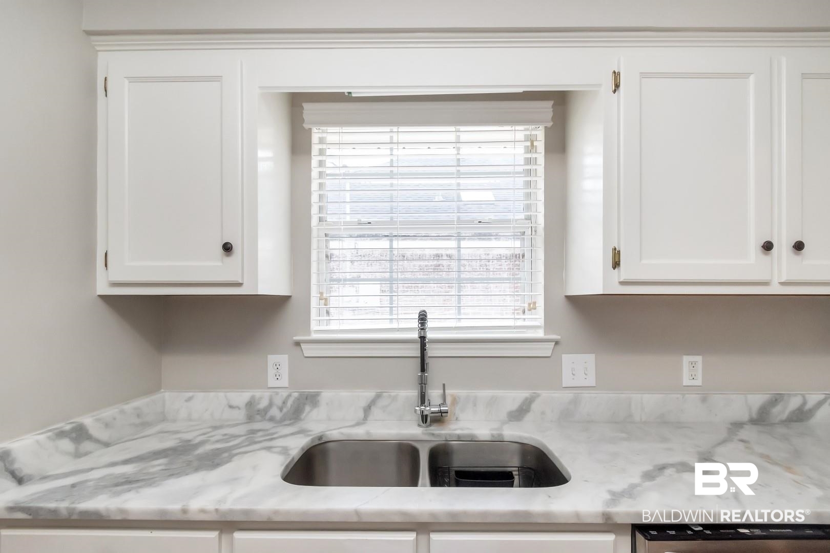 958 Henckley Avenue Mobile, AL 36609 - Photo 19 of 37