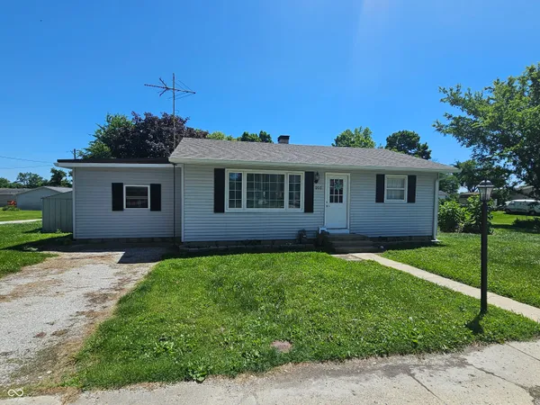 $199,900 | 202 Walnut Street, Bainbridge, IN 46105