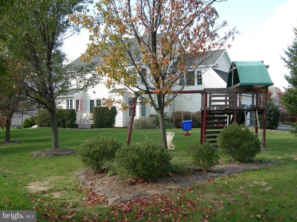 329 Rumford Road Lititz, PA 17543 - Photo 8 of 11