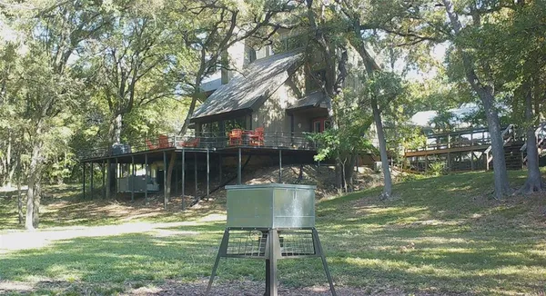 $895,000 | 377 County Road 2530, Meridian, TX 76665