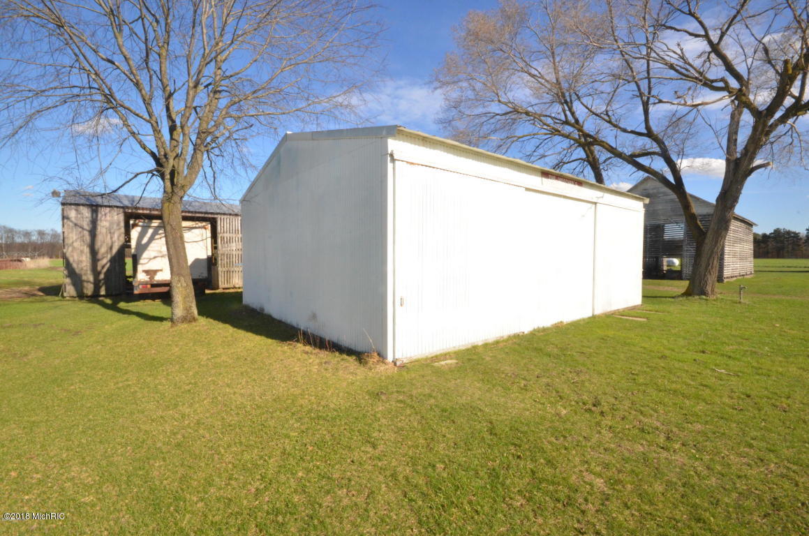 6231 Rook Road Plainwell, MI 49080 - Photo 27 of 34 20150417134804915527000000-o