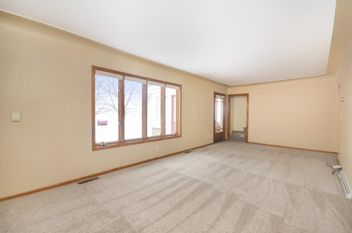 6231 Rook Road Plainwell, MI 49080 - Photo 3 of 34 002-6231-rook-rd-plainwell-mi-49080