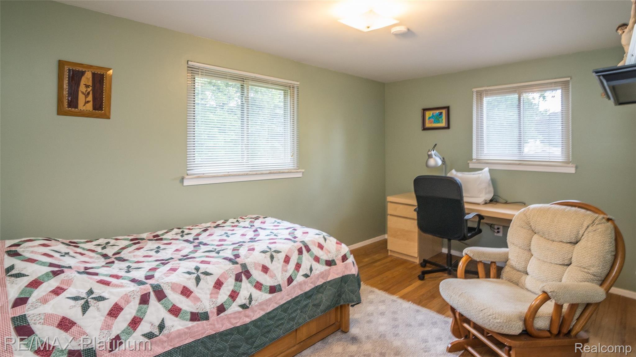 18571 Gill Road Livonia, MI 48152 - Photo 23 of 48 031_4.jpg