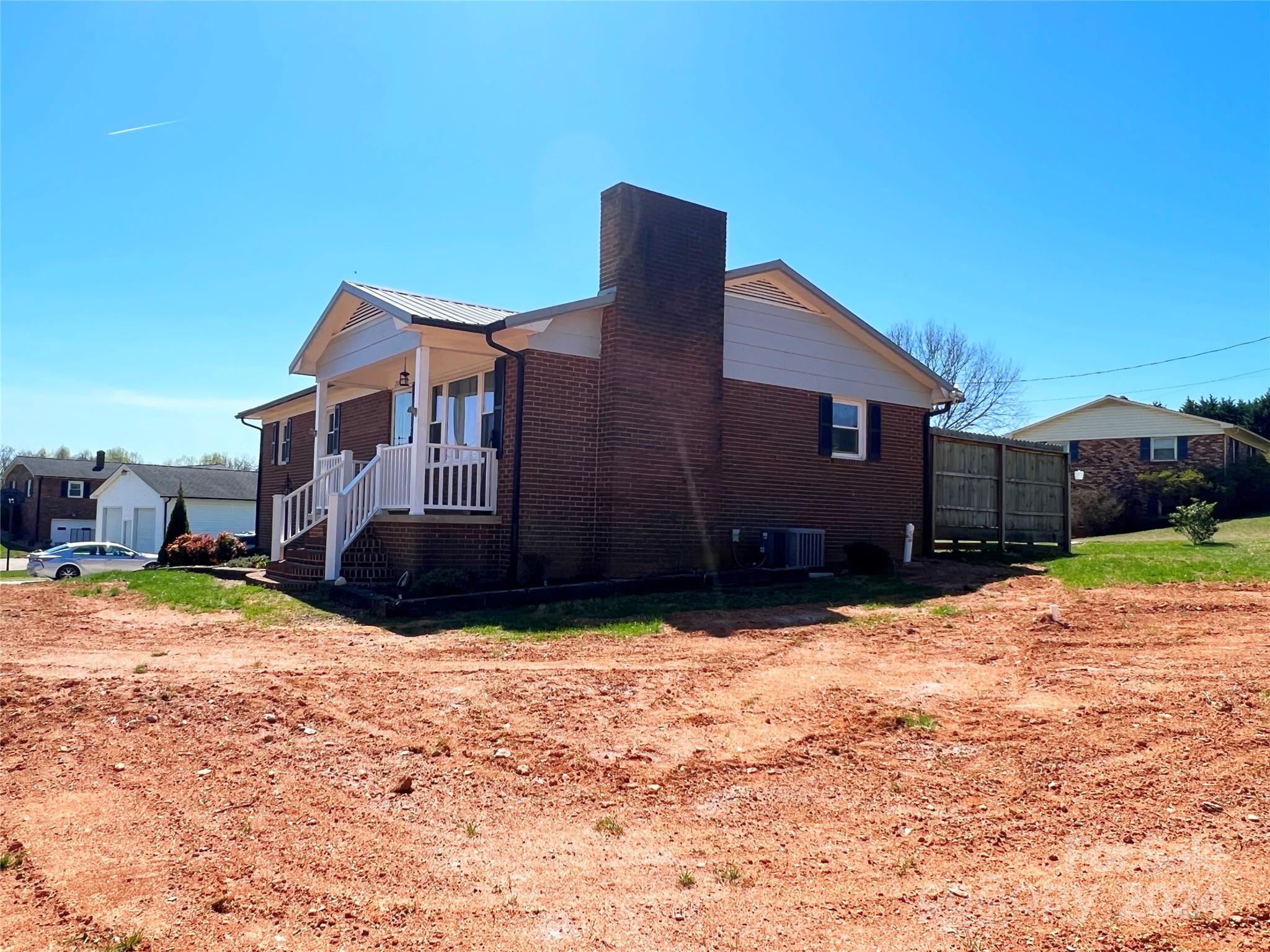 2007 Stamey Road Hudson, NC 28638 - Photo 3 of 42 Gallery Image 3