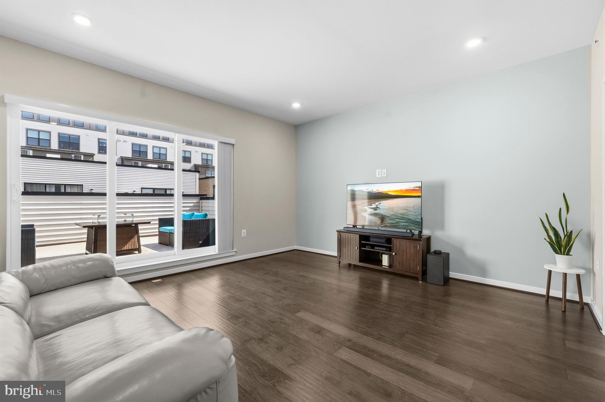 1878 Easterly Road Reston, VA 20190 - Photo 27 of 63