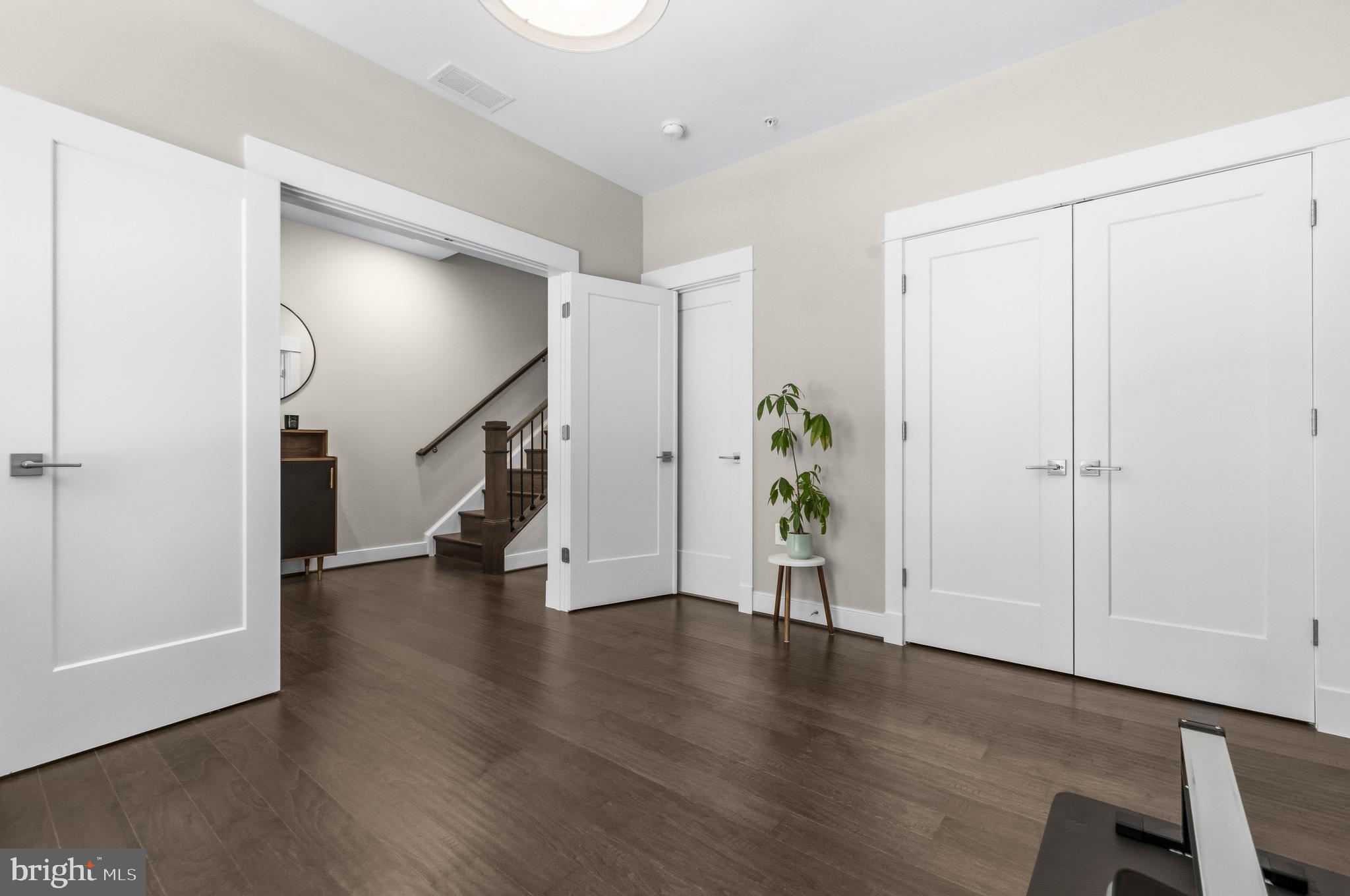 1878 Easterly Road Reston, VA 20190 - Photo 34 of 63