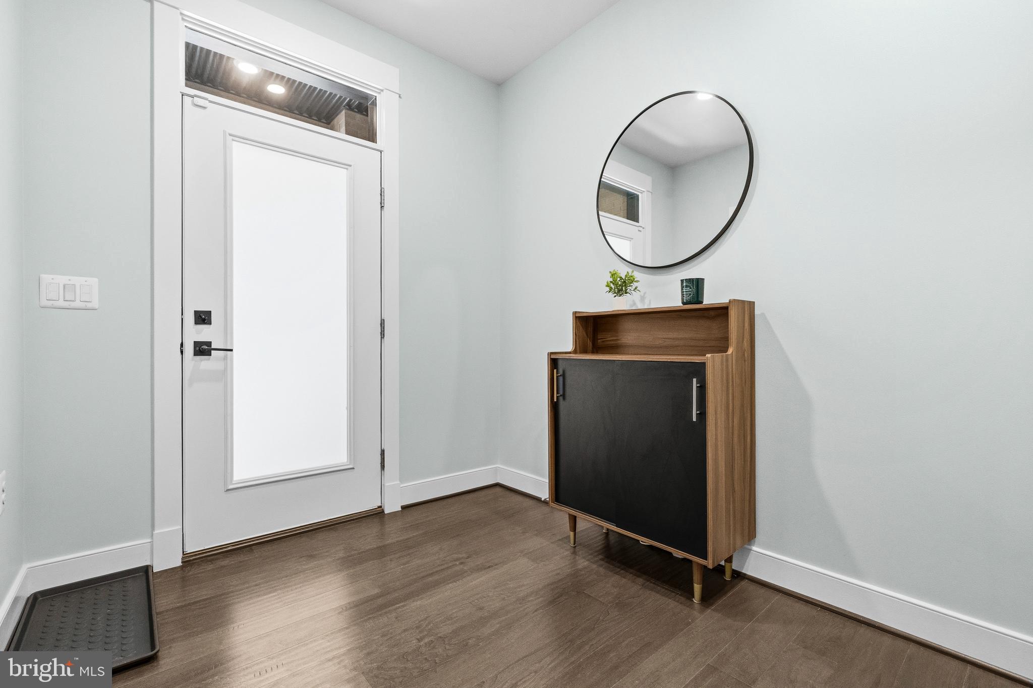 1878 Easterly Road Reston, VA 20190 - Photo 5 of 63