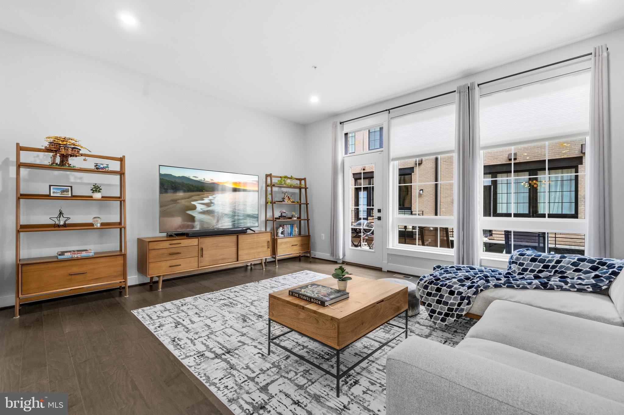 1878 Easterly Road Reston, VA 20190 - Photo 7 of 63