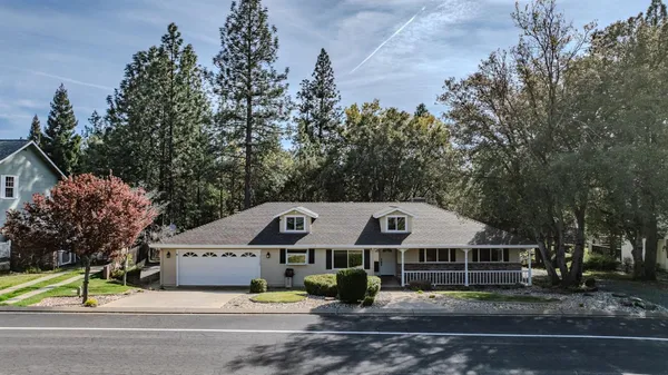 $440,000 | 21580 Gayla Drive, Pine Grove, CA 95665