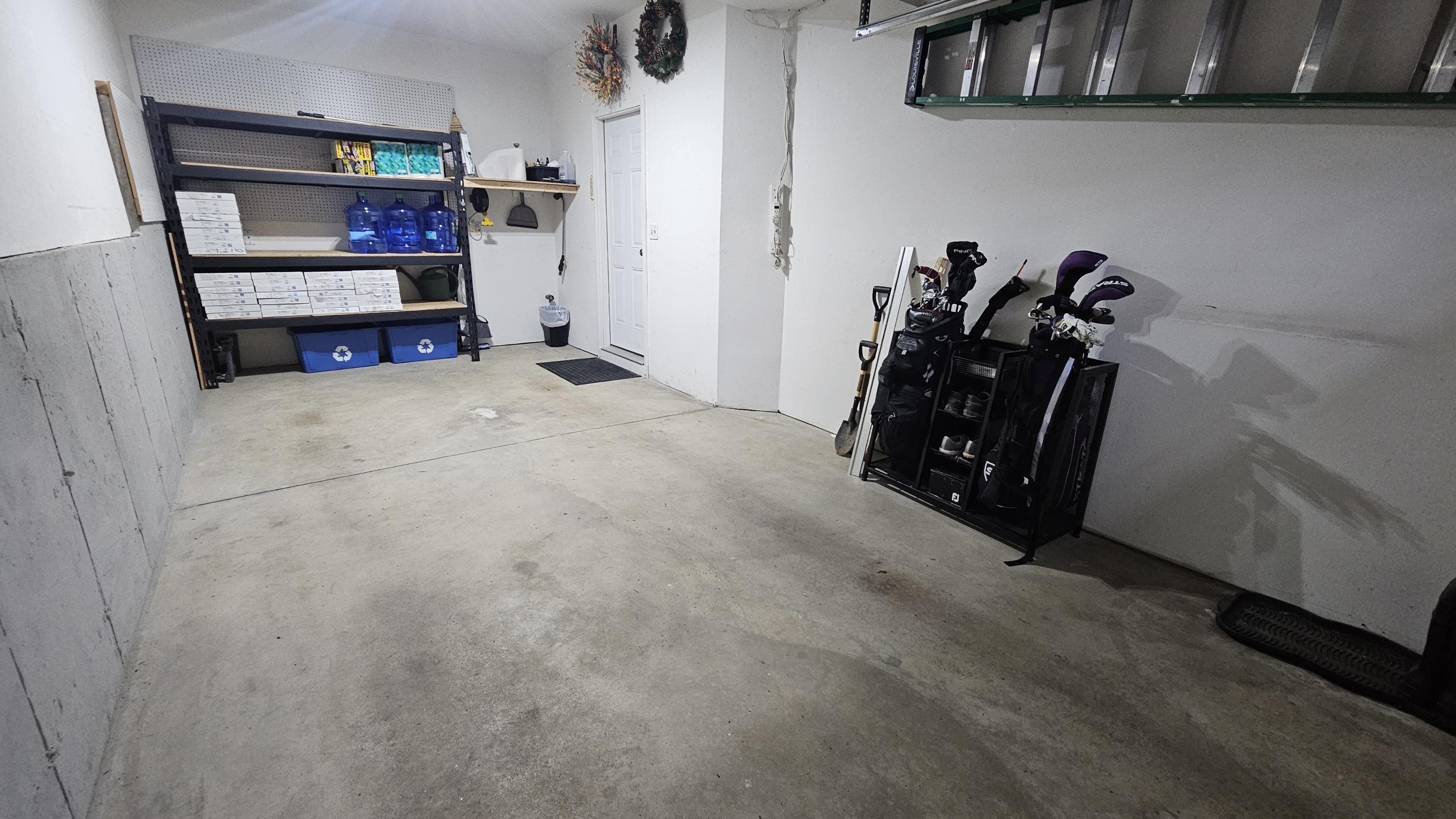 81 North High Street, Unit 17 Derry, NH 03038 - Photo 15 of 23