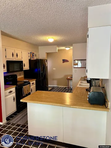 $415,000 | 1049 Cardiff, Casper, WY 82609