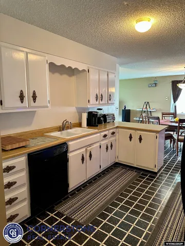 $415,000 | 1049 Cardiff, Casper, WY 82609