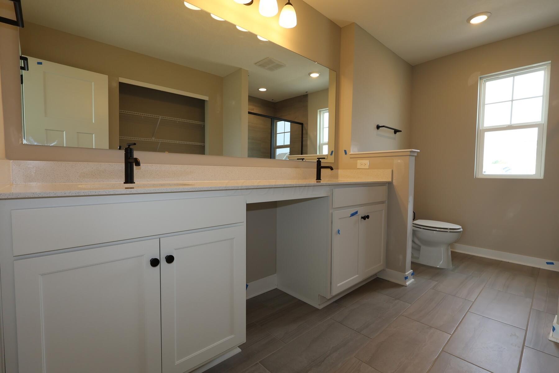 1635 Marie Way Delaware, OH 43015 - Photo 9 of 18 Owner's Bathroom