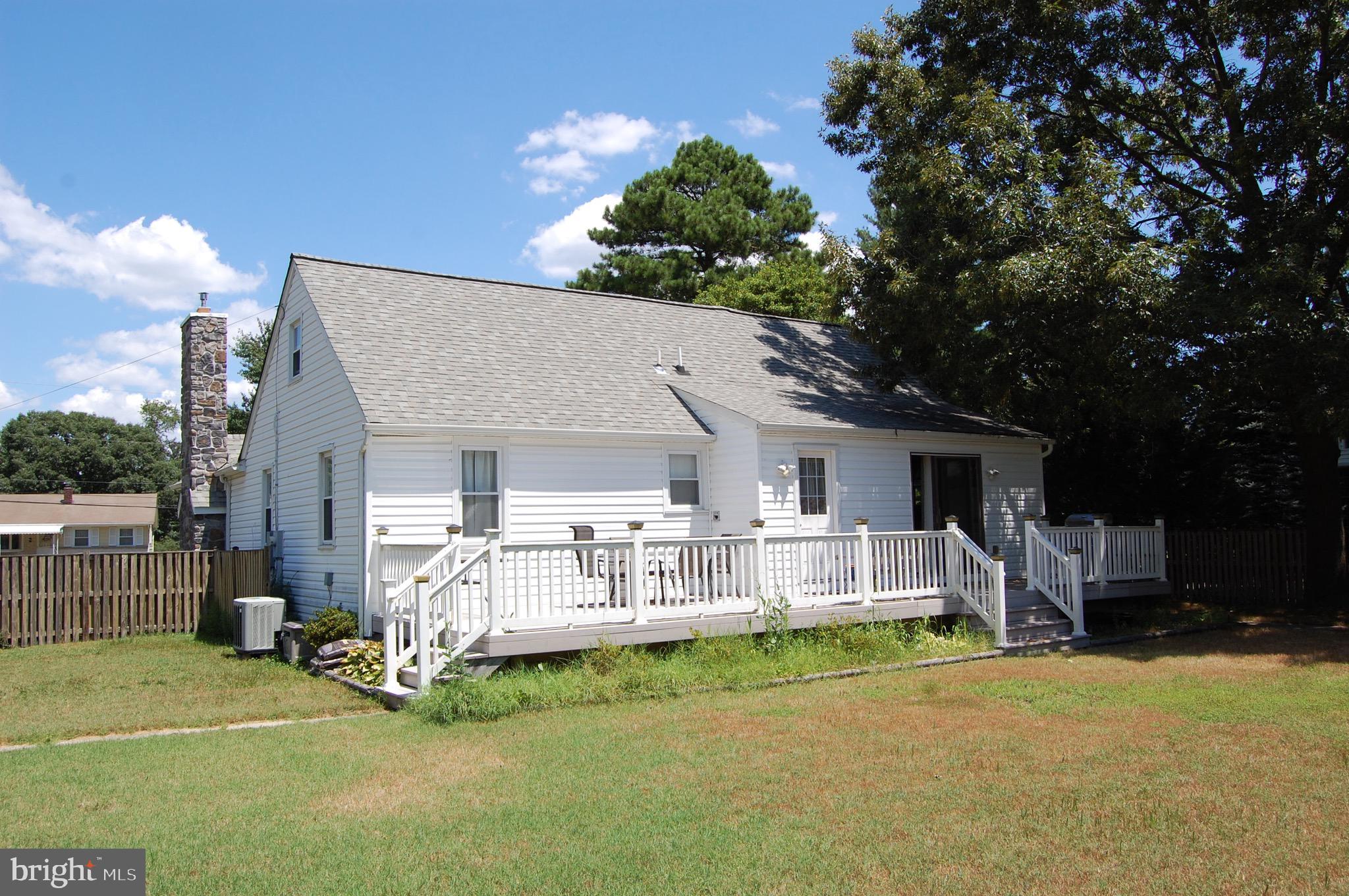 1213 Meadow View Road Pasadena, MD 21122 - Photo 4 of 19 Exterior Rear