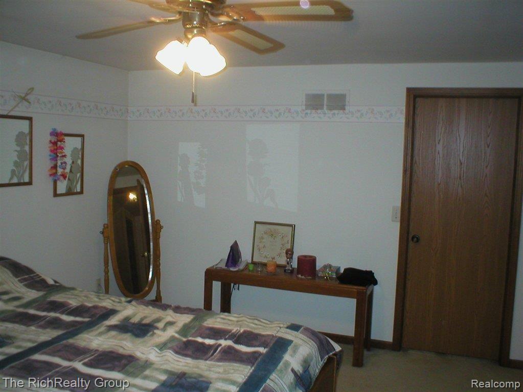 43110 Keystone Canton, MI 48187 - Photo 11 of 21 Keystone 010.jpg