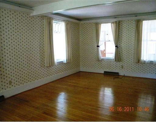 1190 Knights Hill Road Harrison, ME 04040 - Photo 5 of 21 Living Room.