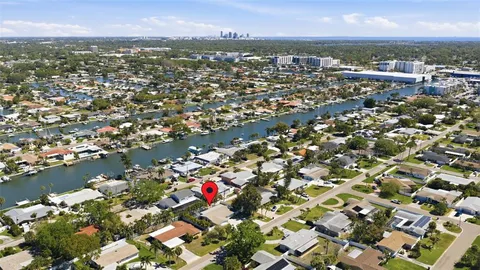 $699,000 | 4339 50th Avenue South, St. Petersburg, FL 33711