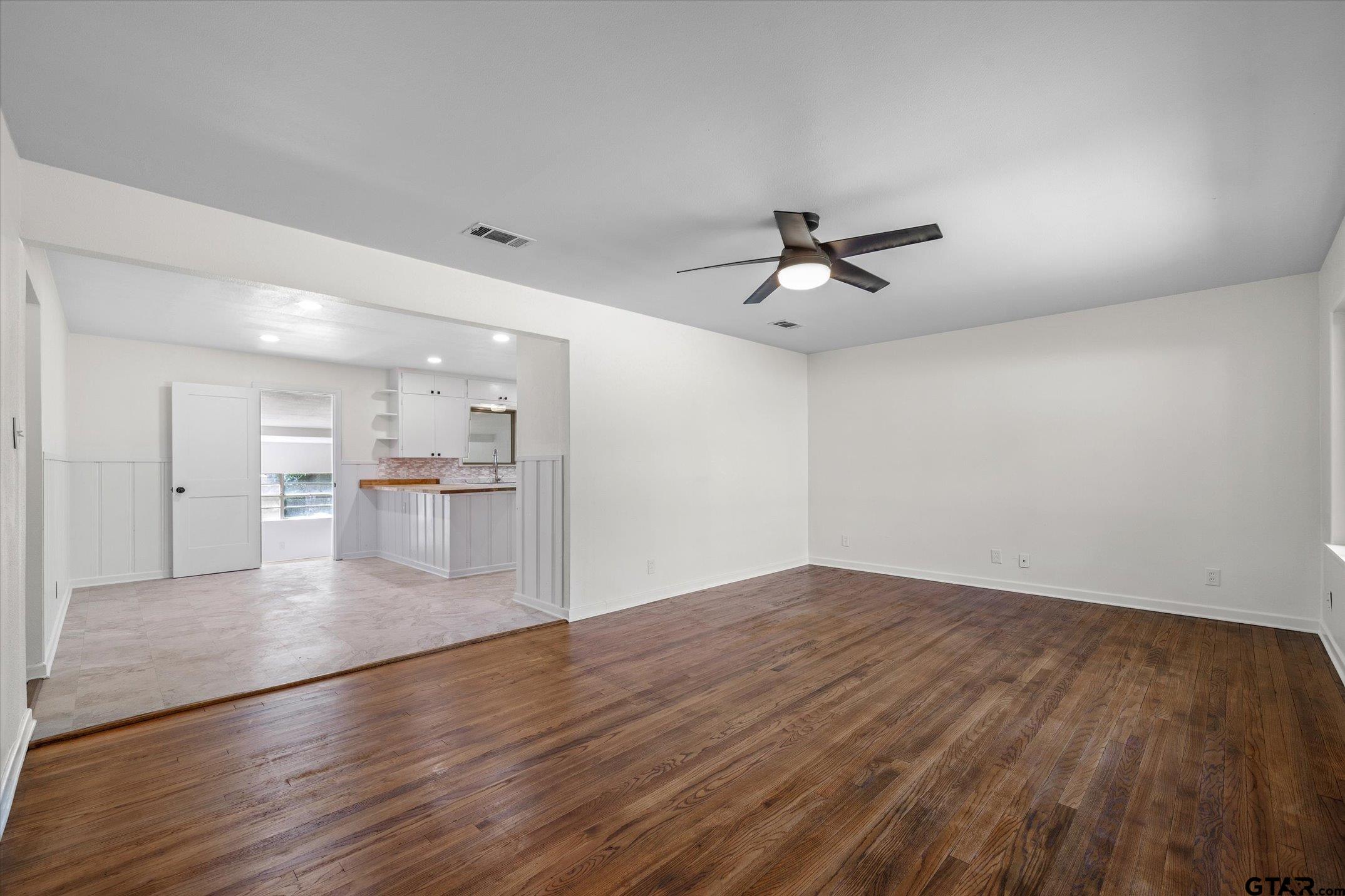 252 East Main Street Van, TX 75790 - Photo 4 of 14