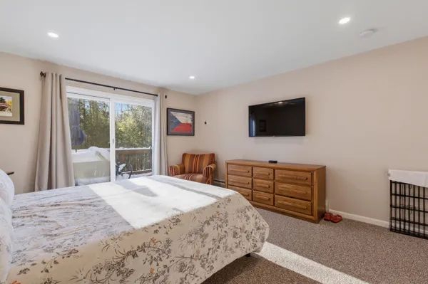 $559,000 | 5 Whiteoak Lane, Unit 5, Lincoln, NH 03251