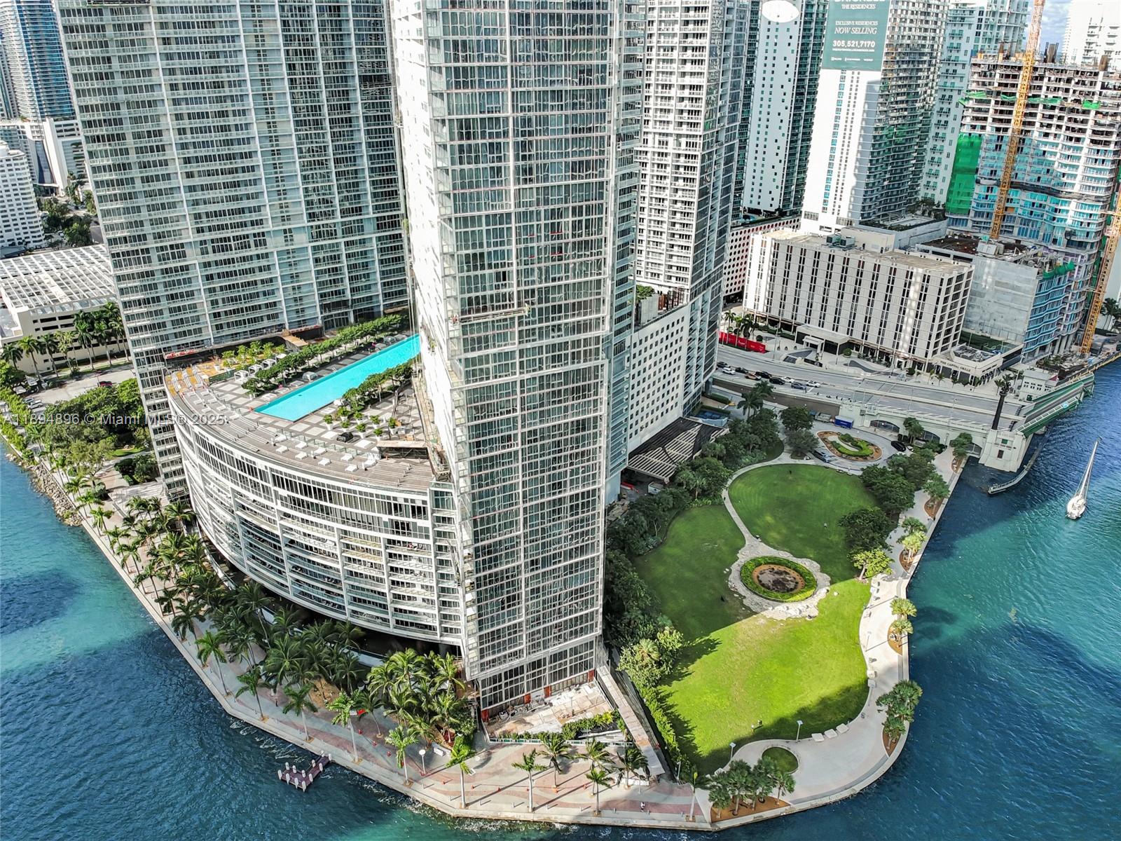 475 Brickell Avenue, Unit 3111 Miami, FL 33131 - Photo 20 of 24 a view of a chair in the patio