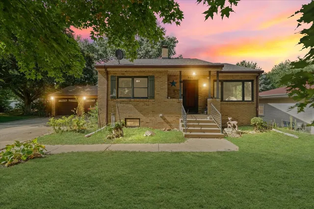 $187,900 | 340 Illinois Drive, Rantoul, IL 61866