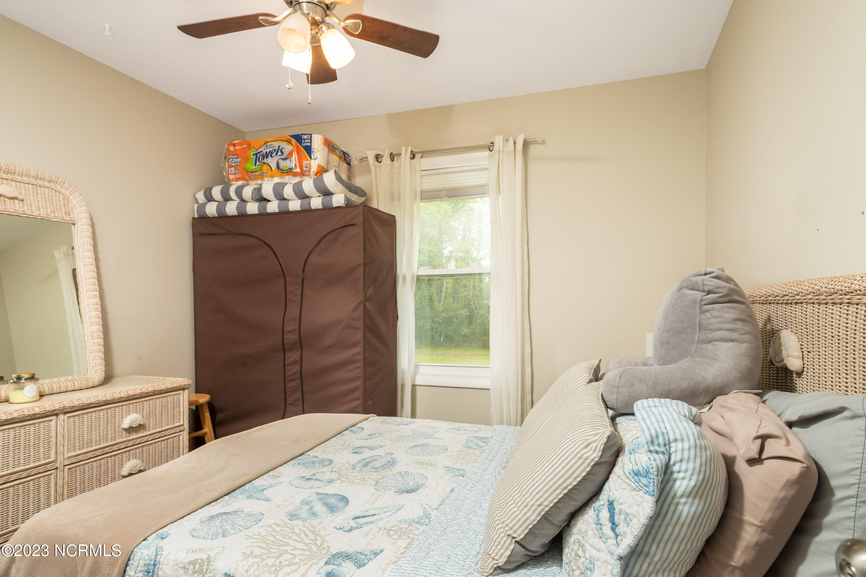 106 Stratford Road Havelock, NC 28532 - Photo 12 of 21 Third Bedroom